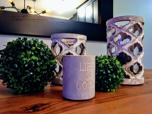 Bromont Apartment | Splendid Mountain View Condo with Fireplace and Free Ski Mountain Shuttle!