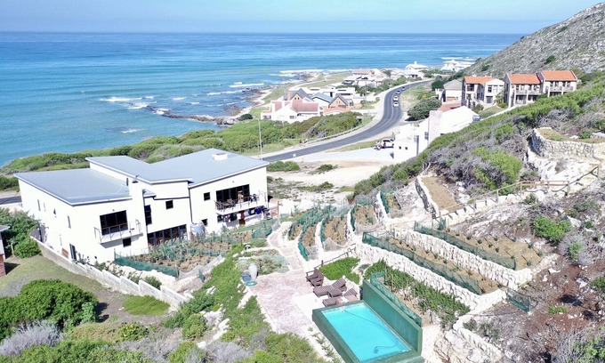 L'Agulhas Bed & Breakfast | Spookdraai B&B