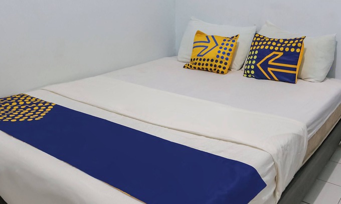 Pondokcina Hotel | SPOT ON 93919 Murodi Syariah