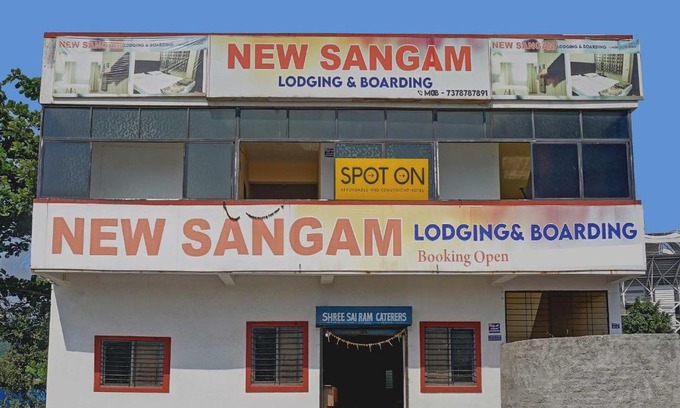 Wadgaon Hotel | SPOT ON New Sangam Lodging & Boarding