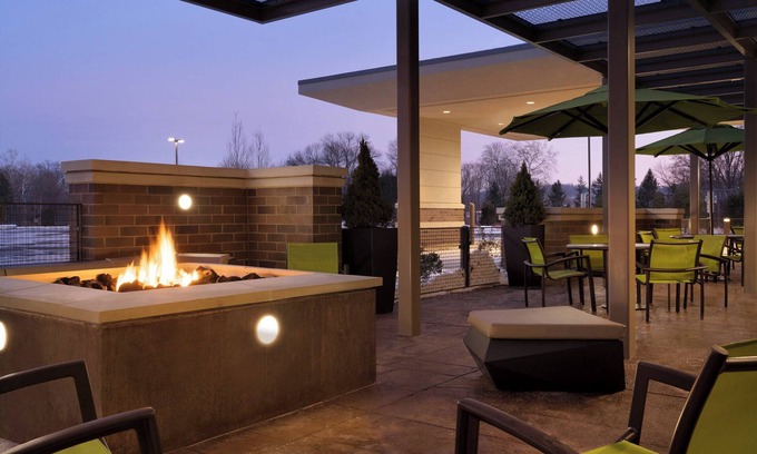 Center Valley Hotel | SpringHill Suites by Marriott Allentown Bethlehem/Center Valley