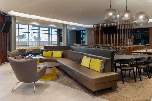 Pleasanton Hotel | SpringHill Suites by Marriott Pleasanton