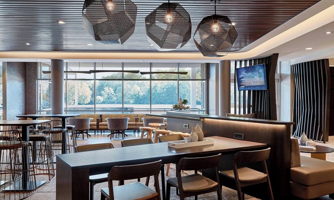 Eau Claire Hotel | SpringHill Suites by Marriott Eau Claire