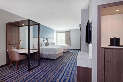 Washington Hotel | SpringHill Suites by Marriott Huntington Beach Orange County