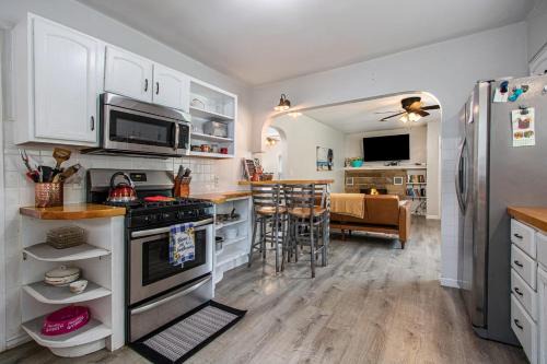 New Buffalo House | Square Toe's Last Resort