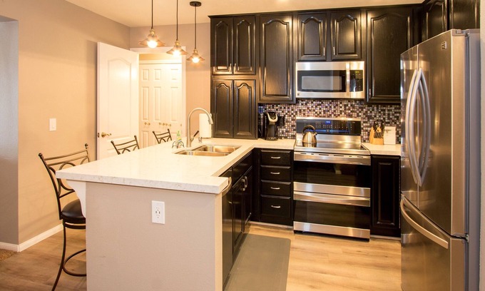 Mammoth Lakes Condo | St. Anton Courtyard View 2-bedroom Condos w/two Oversized Jacuzzi Spas