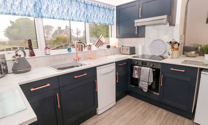 Berwick-upon-Tweed Cottage | St Cuthbert's Cottage