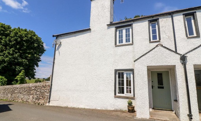Milnthorpe House | St Peters Cottage