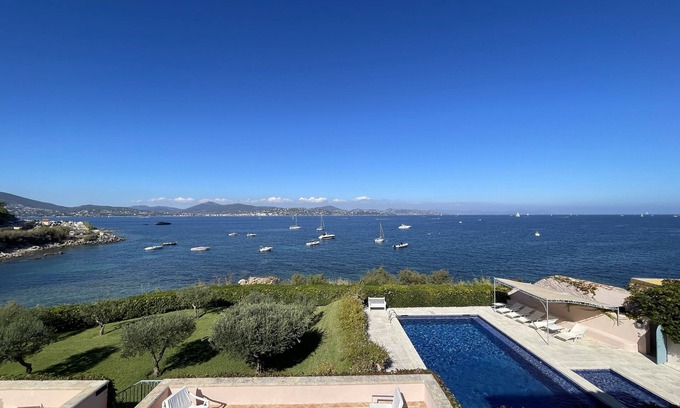 Saint-Tropez Villa | St-Tropez✨Villa Panoramic seaview ☀️Byblos(3min by foot) beach private access