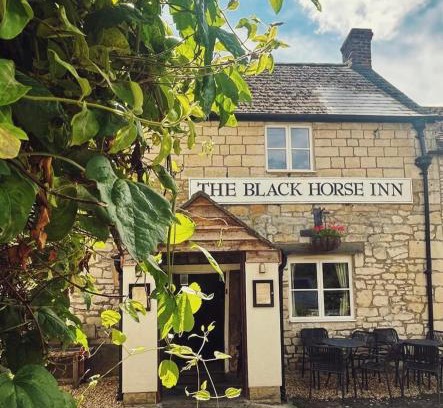 Cranham House | Stables at The Black Horse Inn