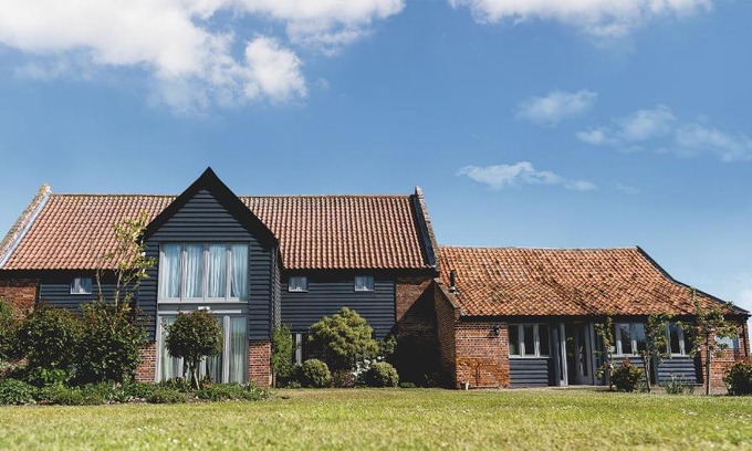 Toft Monks House | Stackyard Lodge - enchanting 18th Century converted barn in the Waveney Valley