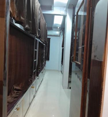 Kurla Apartment | Star Dormitory