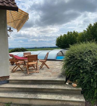 Ceske Mezirici House | Statek na samotě