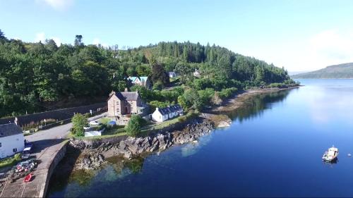 Stromeferry House | Stationmasters Lodge