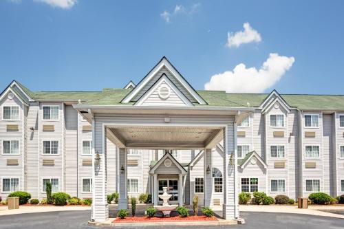 Union City Hotel | Stay Express inn and Suites Atlanta Union City