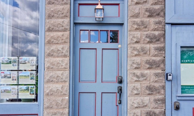 Batesville Apartment | Stay in Crozet Mountain Suite in Downtown Crozet