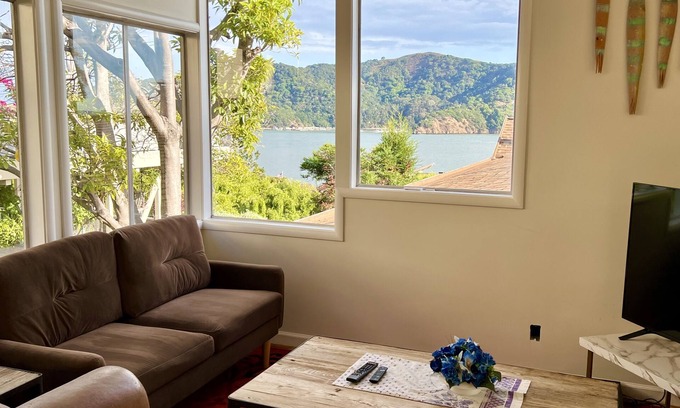 Belvedere Tiburon House | Stay near San Francisco Bay, enjoy our 2+bedroom Tiburon retreat