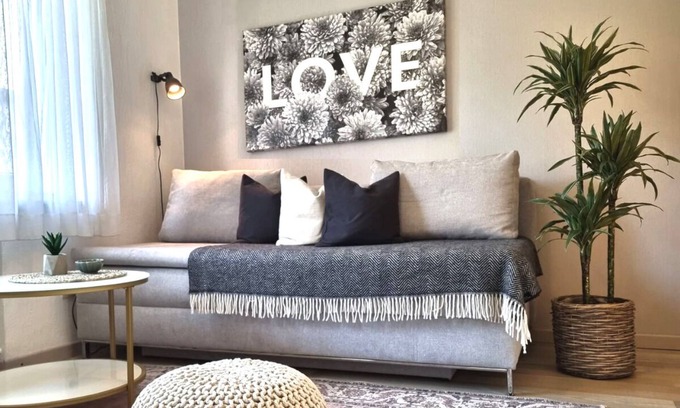 Bad Oeynhausen Apartment | STAYaWHILE apartment comfort | 5 min to Bali Therme + GOP, NETFLIX