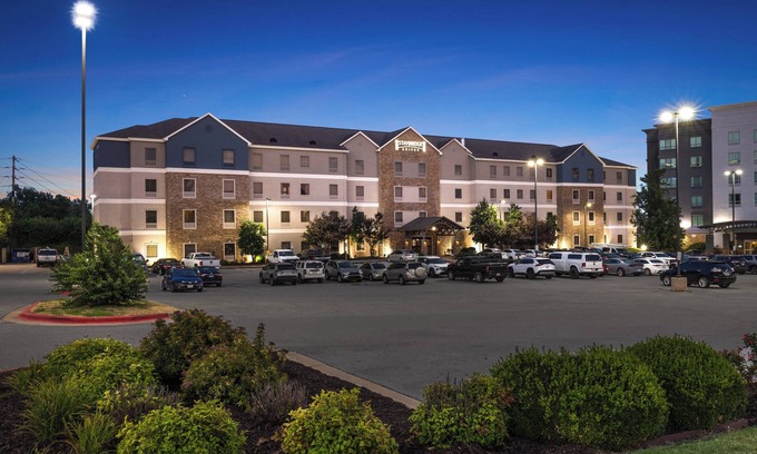 Rogers Hotel | Staybridge Suites Bentonville-Rogers by IHG