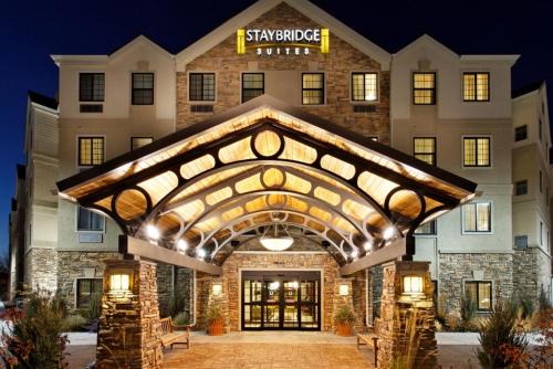 Dearborn Hotel | Staybridge Suites Dearborn by IHG