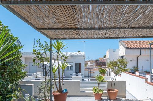 Casuzze Apartment | Stefany Holiday House