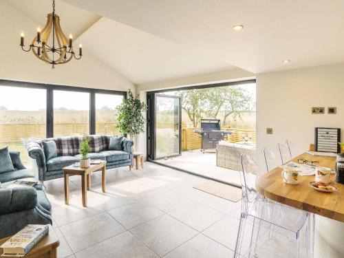 Westleton House | Stelps Cottage by The Suffolk Cottage Collection