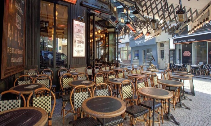 Bonne-Nouvelle Apartment | STEP INTO 320M² OF SHEER ELEGANCE DESIGNER LOFT IN TRENDY MONTORGUEIL -4 BEDROOM