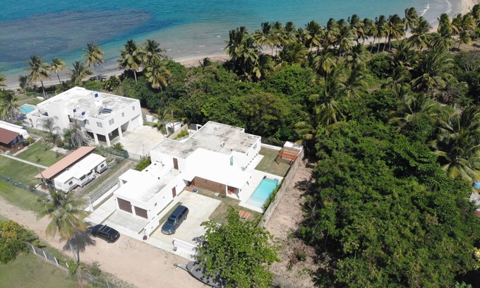 Zarzal House | STEPS FROM THE BEACH, BRAND NEW HOME