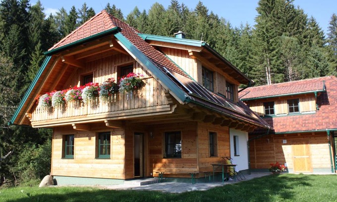 Mariahof Ski Chalet | Stillbacherhütte
