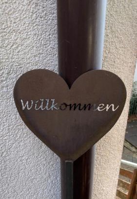 Herrstein Apartment | Stilvolle Auszeit im Hunsrück-Aussicht und Komfort