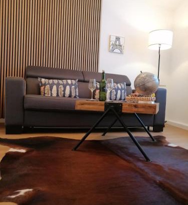 Wuerzburg Apartment | Stilvolle Wohnung an der Alten Mainbrücke