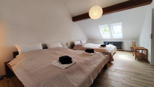 Furstenfeldbruck District Apartment | Stilvolle zwei Etagenwohnung, Parkplatz