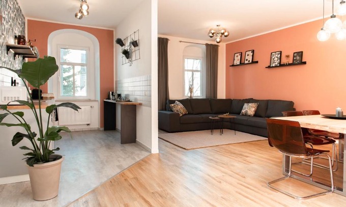 Frankenberg Apartment | Stilvolles Apartment direkt am Markt - Netflix, Nespresso