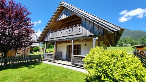 Groebming House | Stodertraum 5 "Schlüsselblume" by Alpenidyll Apartments