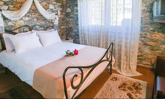 Kavala House | Stone and Wood house