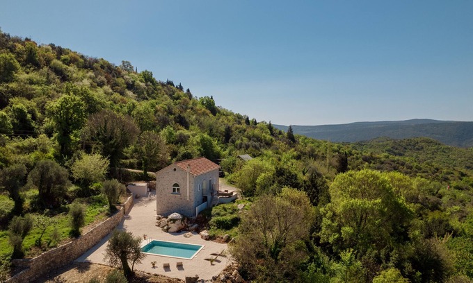 Pelinovo Villa | Stone villa