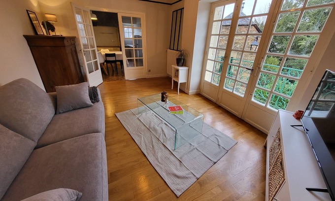 Dampniat House | Stone village house
