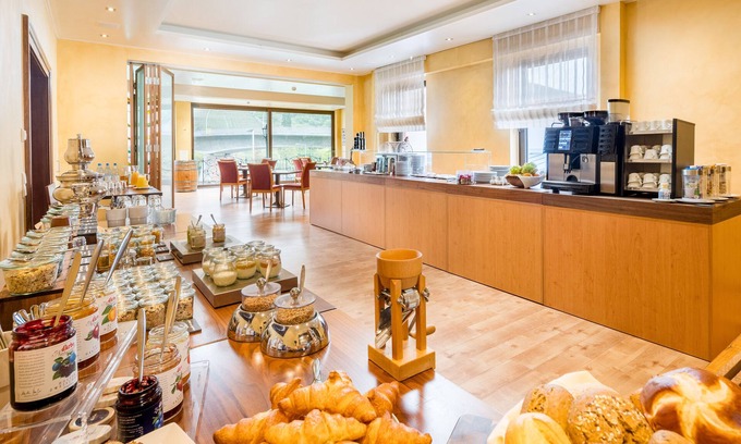 Klingenberg am Main Hotel | Straubs Schöne Aussicht