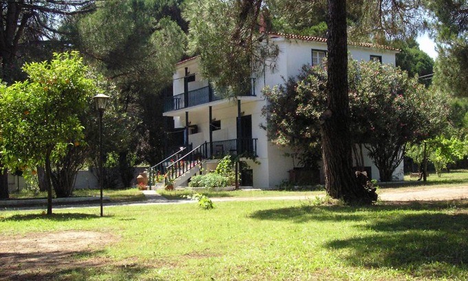 Koukounaries Apartment | Strophilia Apartments