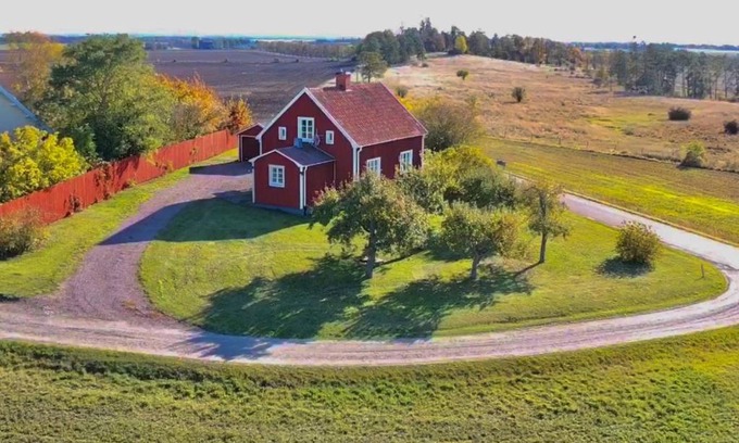 Vadstena Villa | STUBBET - Charming - Newly Remade Villa