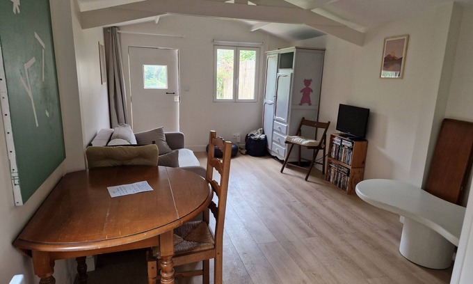 Clamart House | Studio 20m2 Avec Accès Jardin