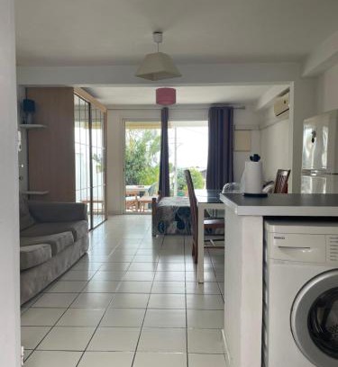 Carosse Apartment | Studio 40m2 Saint Gilles Les Bains