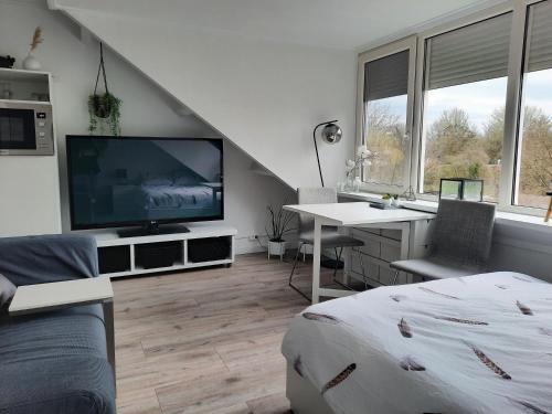 Municipality of Groningen House | Studio 76 Groningen met gratis leenfietsen