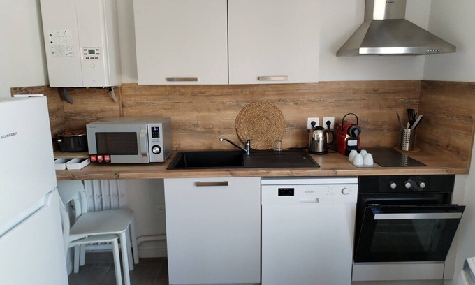 Monteux Apartment | Studio almost new - near lake