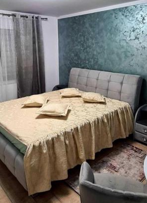 Onesti Apartment | Studio Andra