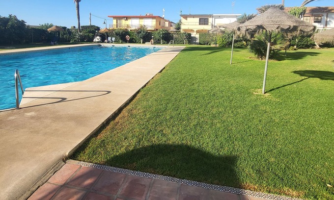 La Cala de Mijas Apartment | Studio Apartment 'Estudio En La Cala De Mijas' with Sea View, Wi-Fi and Air Conditioning