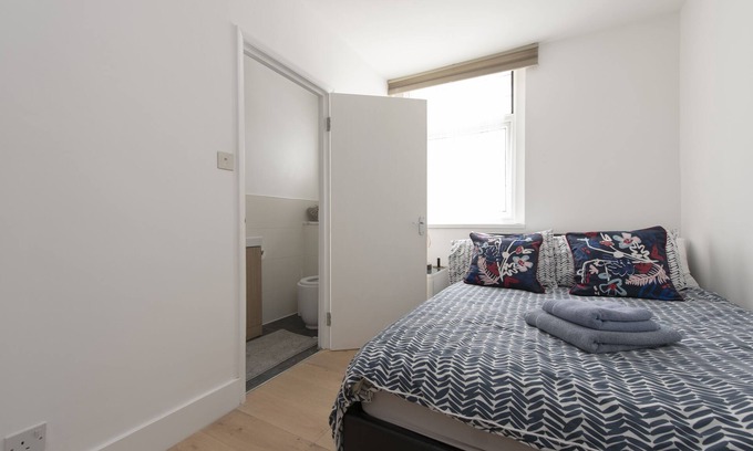 Dalston Apartment | Studio Apartment in the heart of East London