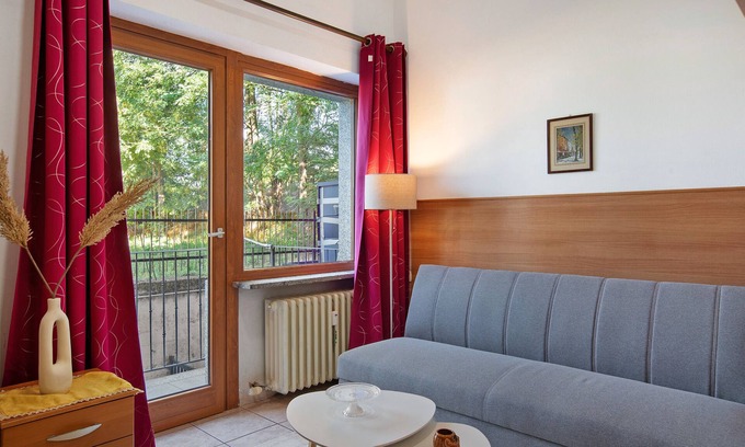 Villair-Amerique Apartment | Studio Apartment 'Monolocale Arcangelo' with Mountain View and Balcony