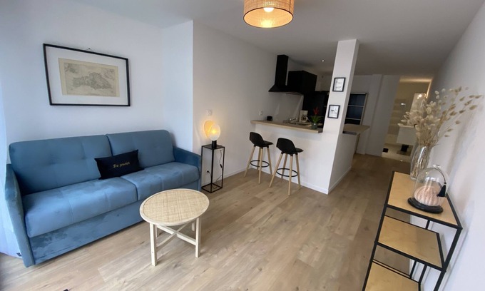 Etel Apartment | Studio Avec Terrasse de 20m2 à Proximité des Plages