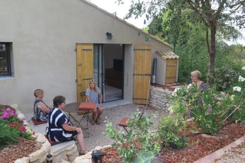 Aix-en-Provence Apartment | STUDIO campagne Les Clapiers AIX EN PROVENCE